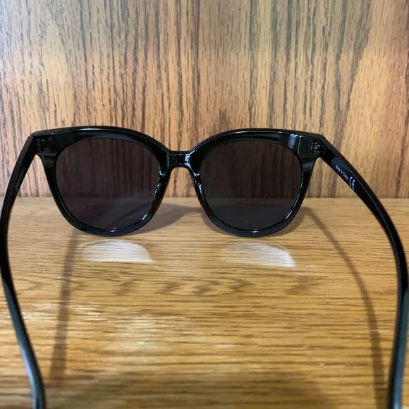 Black Cat Eye Sunglasses - Picture 7 of 10